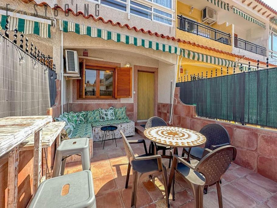 Casa De Llama Санта-Пола Екстер'єр фото